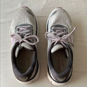 Brooks Adrenaline 20 Running Shoes